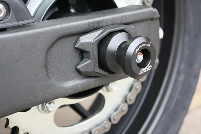 Слайдеры оси заднего колеса мотоцикла с креплением под подкат GSG HSKP-7-393-V2