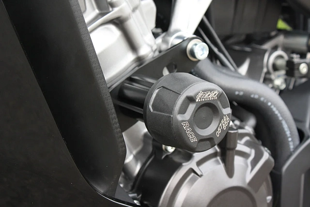 Слайдеры рамы мотоцикла с черными кронштейнами GSG 406026025-H52-SH