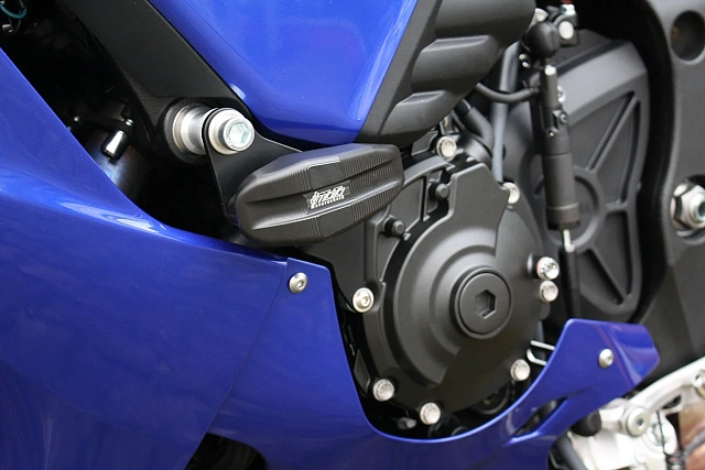 Слайдеры рамы мотоцикла продольные с черными кронштейнами GSG 1055025-Y60-SH