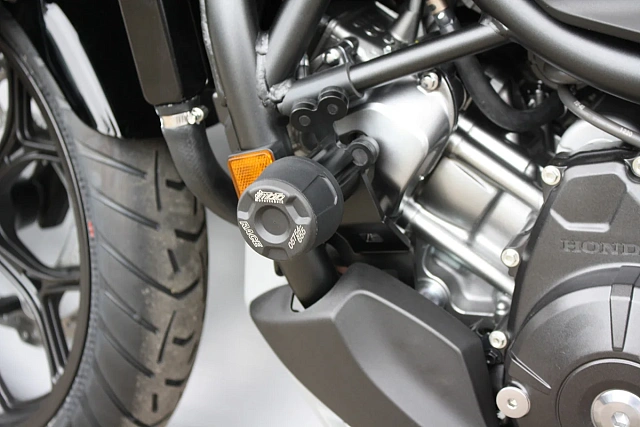 Слайдеры рамы мотоцикла с черными кронштейнами GSG 4060255-H77-DS-SH