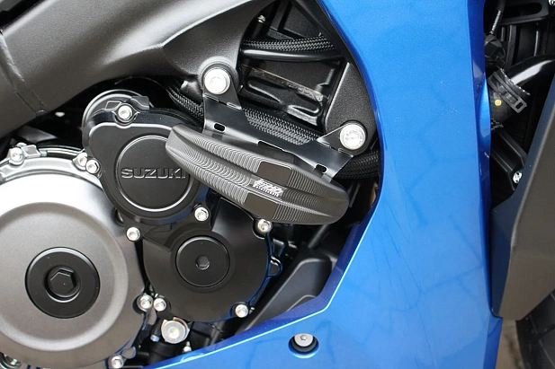 Слайдеры рамы мотоцикла продольные с черными кронштейнами GSG 1505040-S63