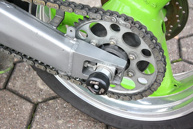 Слайдеры оси заднего колеса мотоцикла GSG 28-35-401