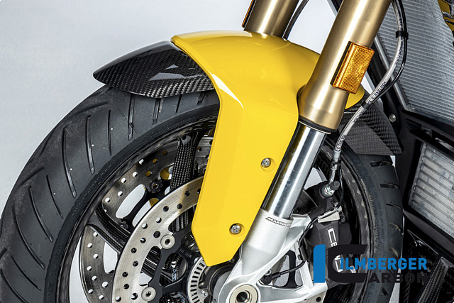 Переднее крыло окрашенного пластика ILMBERGER CARBON CG.KVO.040.1XR20