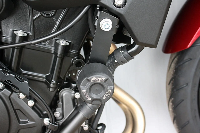 Слайдеры рамы мотоцикла с черными кронштейнами GSG 4060215-K76-DS-SH