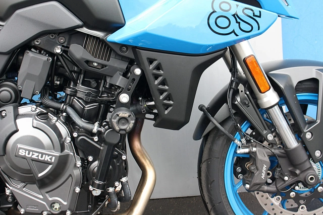 Слайдеры рамы мотоцикла с черными кронштейнами GSG 4060255-S64-SH