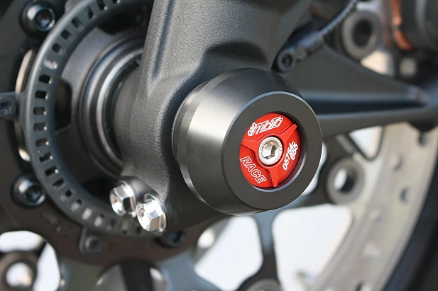 Слайдеры оси переднего колеса мотоцикла GSG с красной анодированной вставкой 28E-50E-O