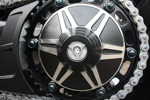 Слайдеры оси заднего колеса мотоцикла GSG с серебристой анодированной вставкой 65E-49E-O-H67