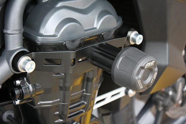 Слайдеры рамы мотоцикла с черными кронштейнами GSG 406028550-T25-SH-DS