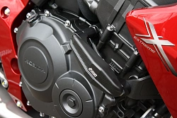 Слайдеры рамы мотоцикла продольные с черными кронштейнами GSG 1505025-H311-SH