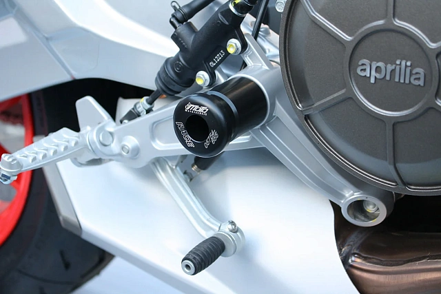 Слайдеры оси маятника мотоцикла GSG 67453979-A233