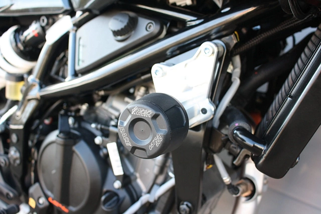 Слайдеры рамы мотоцикла GSG 4060275-KM18