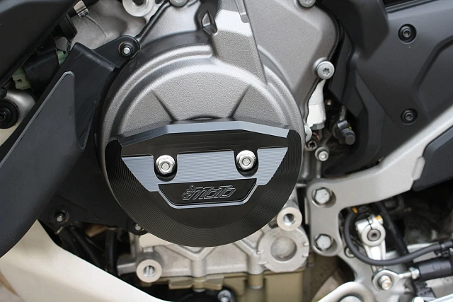 Накладка - слайдер моторной крышки мотоцикла с черным кронштейном GSG 5040-D39-SH