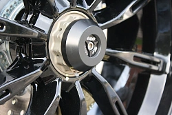 Слайдеры оси заднего колеса мотоцикла GSG с черной анодированной вставкой 55E-45E-59E-O