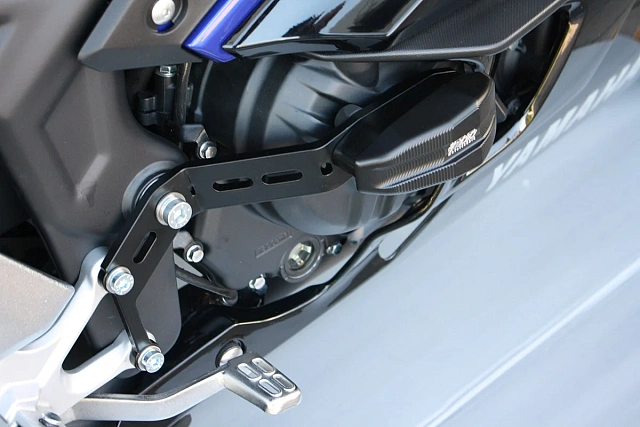 Слайдеры рамы мотоцикла продольные с черными кронштейнами GSG 60701055025-Y58