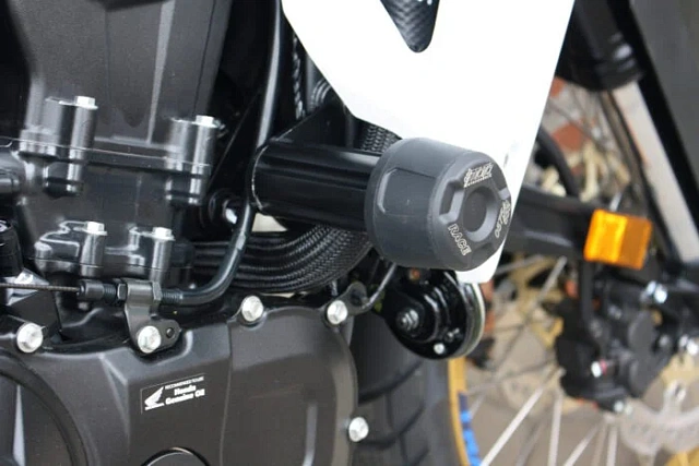 Слайдеры рамы мотоцикла с черными кронштейнами GSG 4060285-H79-SH