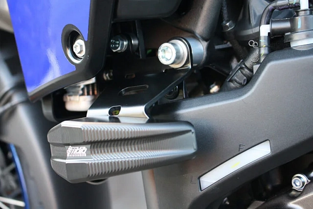 Слайдеры рамы мотоцикла продольные с черными кронштейнами GSG 1505040-Y59-SH