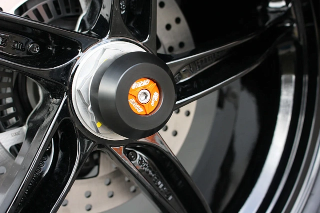 Слайдеры оси заднего колеса мотоцикла GSG с оранжевой анодированной вставкой 60E-30E-254-O